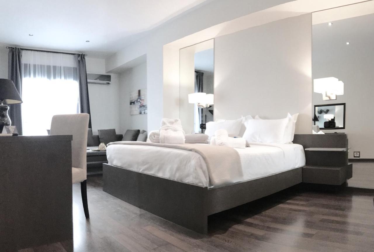 Athens Luxury Suites Ngoại thất bức ảnh