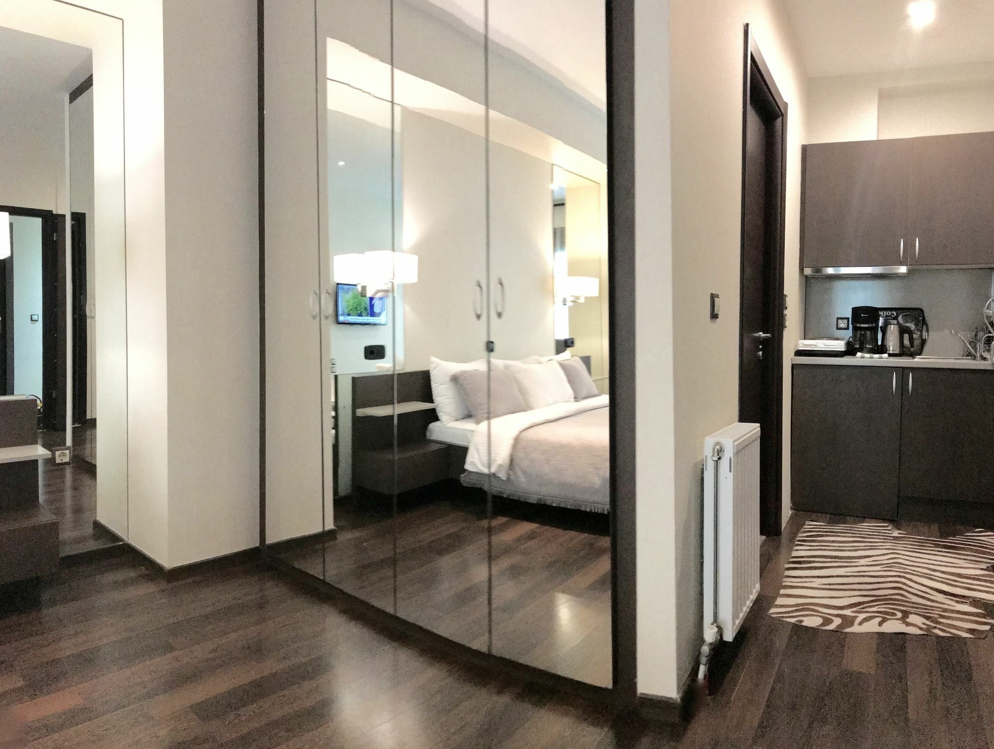 Athens Luxury Suites Ngoại thất bức ảnh