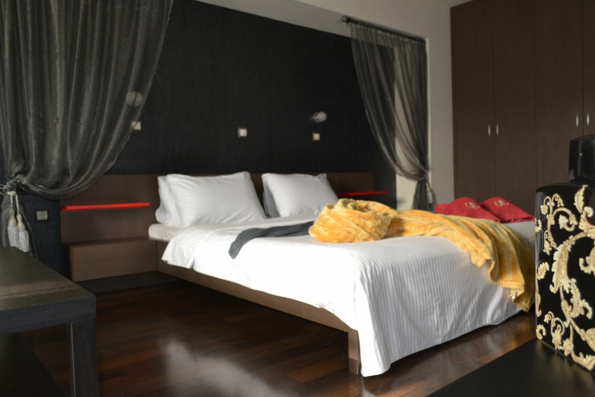 Athens Luxury Suites Ngoại thất bức ảnh